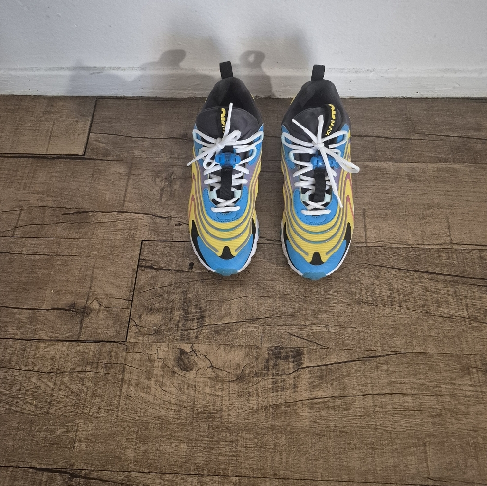 Airmax 270 Blue and Yellow Athletic Shoes with Mesh Upper
